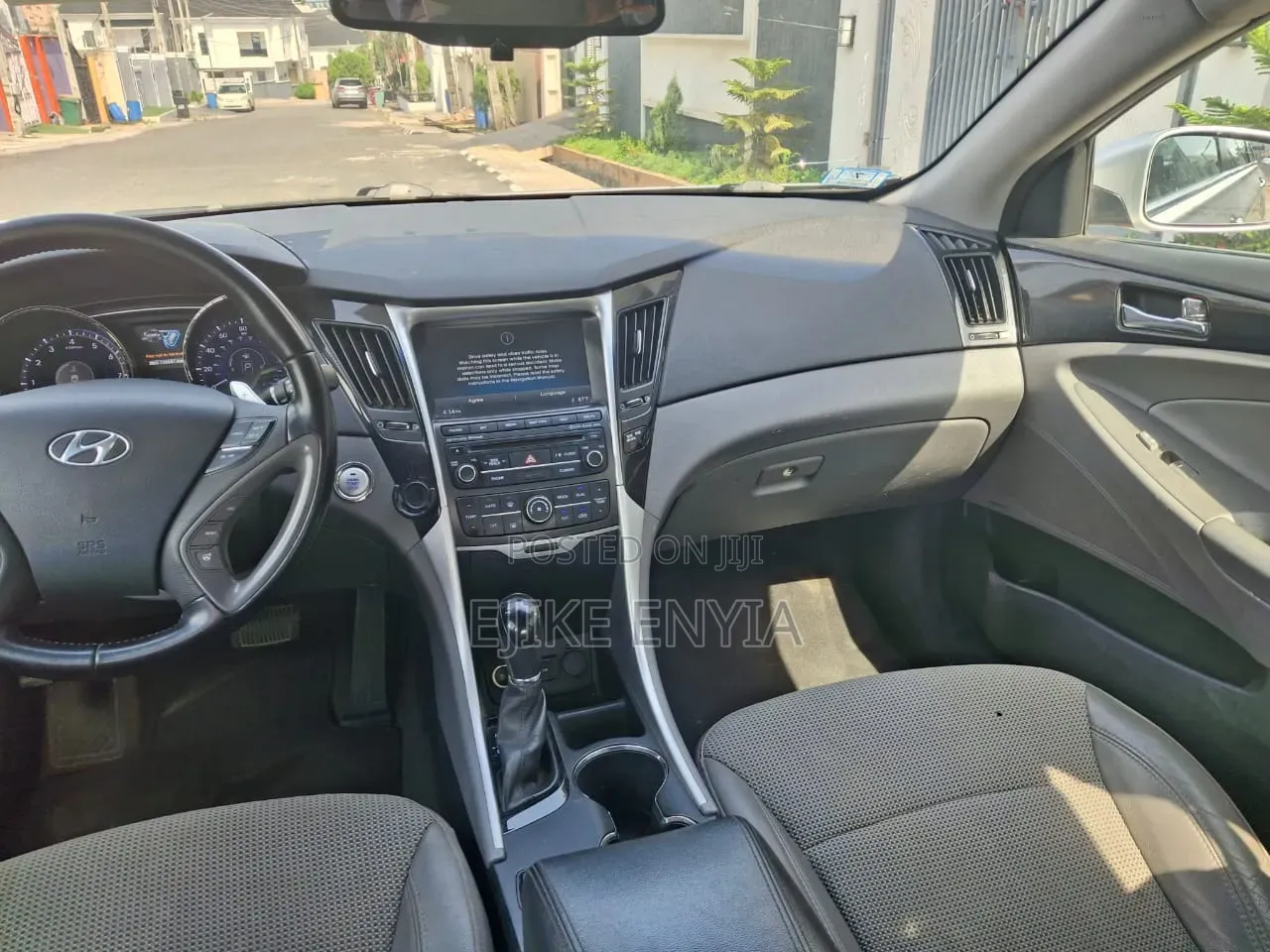 Hyundai Sonata SE 4dr Sedan (2.4L 4cyl 6A) 2014 Silver