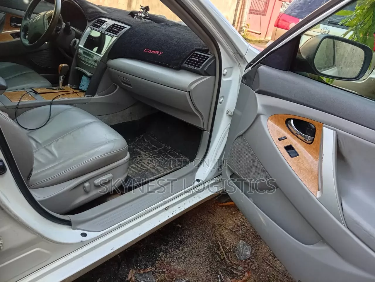 Toyota Camry 2010 White