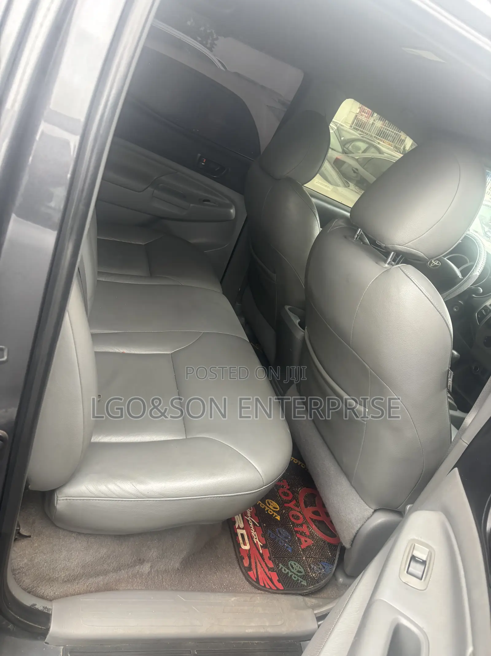 Toyota Tacoma Double Cab V6 Automatic 2010 Gray