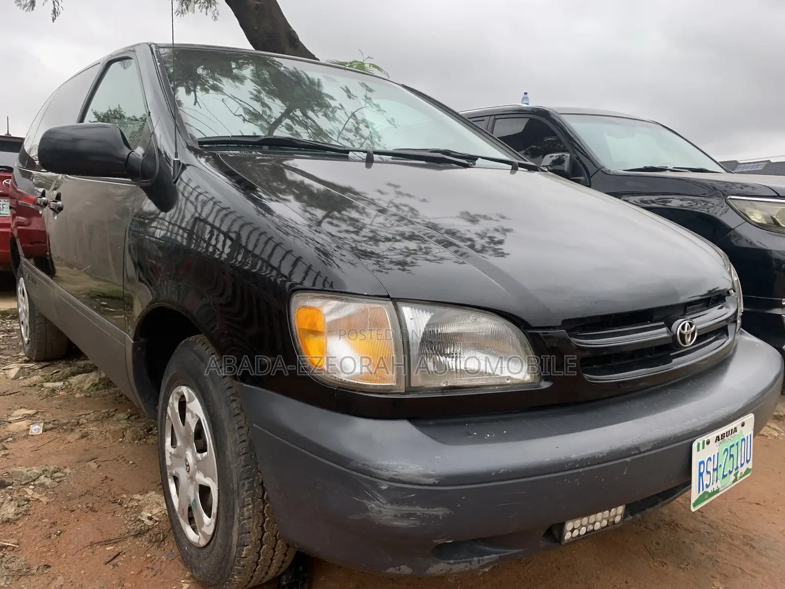 Toyota Sienna LE 2001 Black