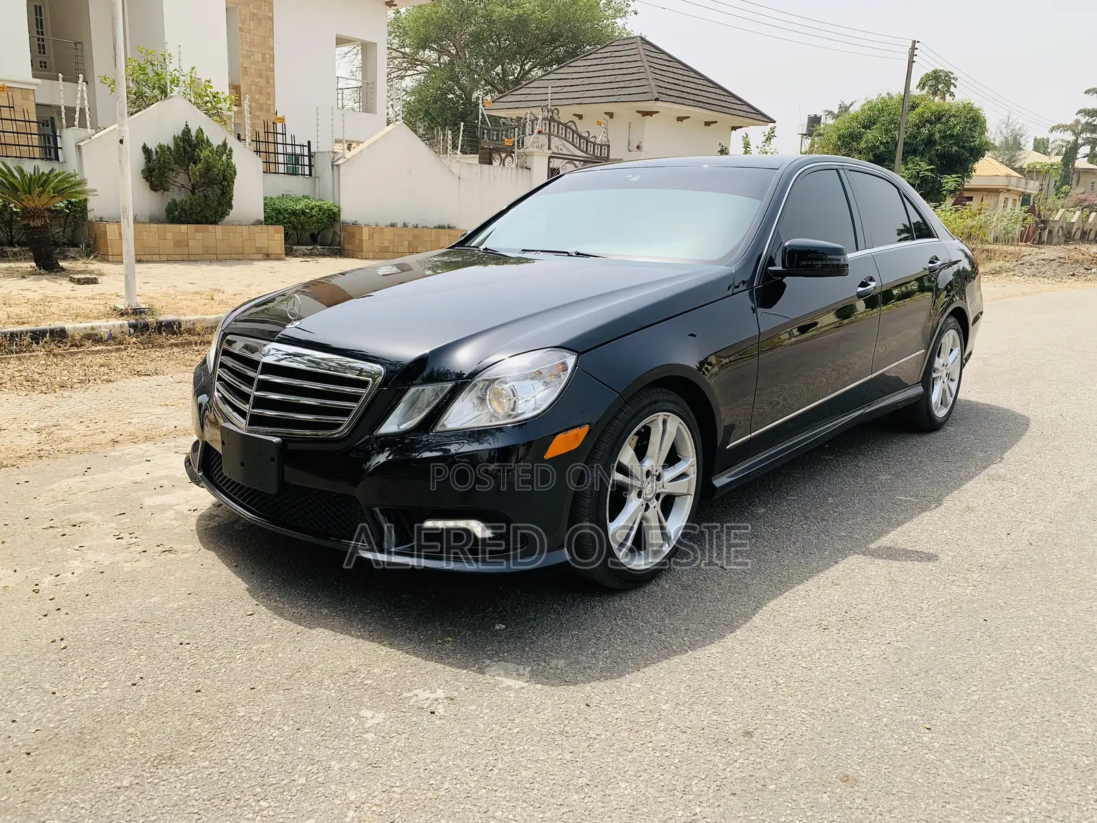 Mercedes-Benz E350 2013 Black