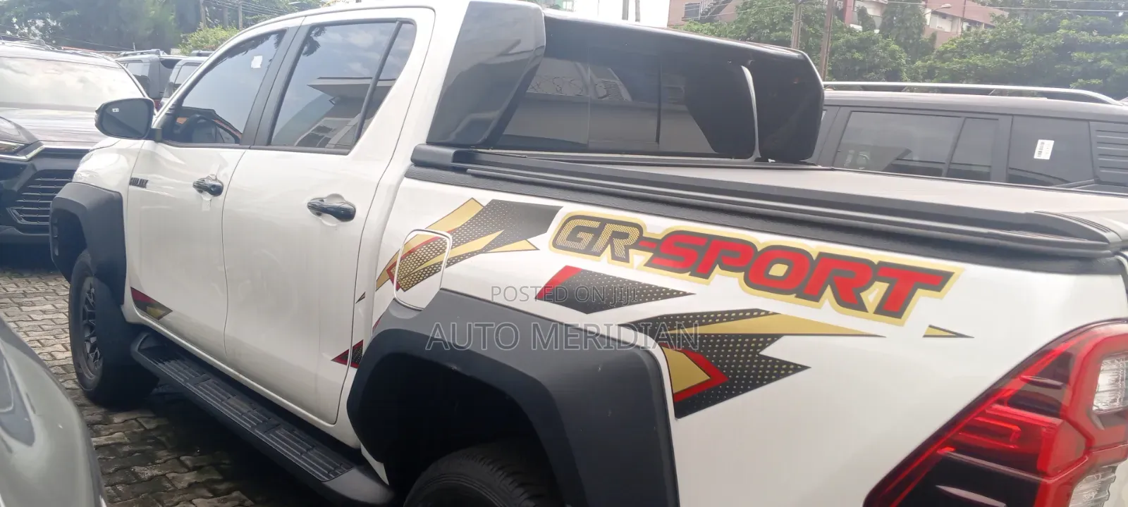 New Toyota Hilux 2025 White