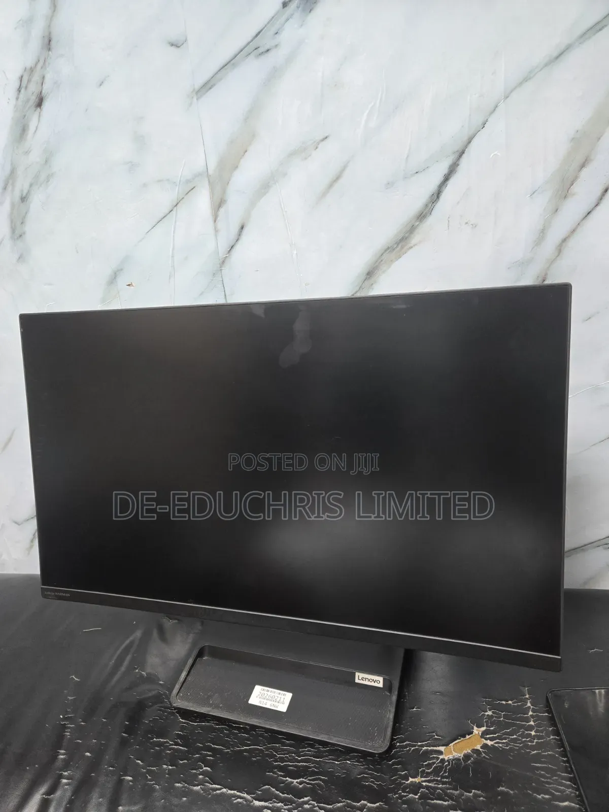 Desktop Computer Lenovo 8GB Intel Core i3 SSD 256GB