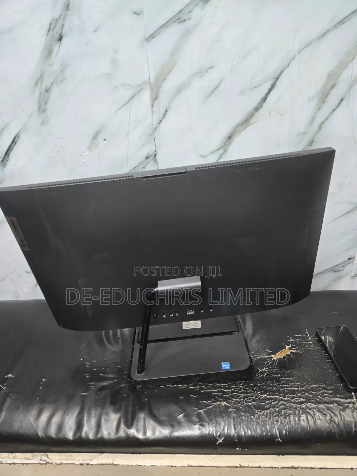 Desktop Computer Lenovo 8GB Intel Core i3 SSD 256GB