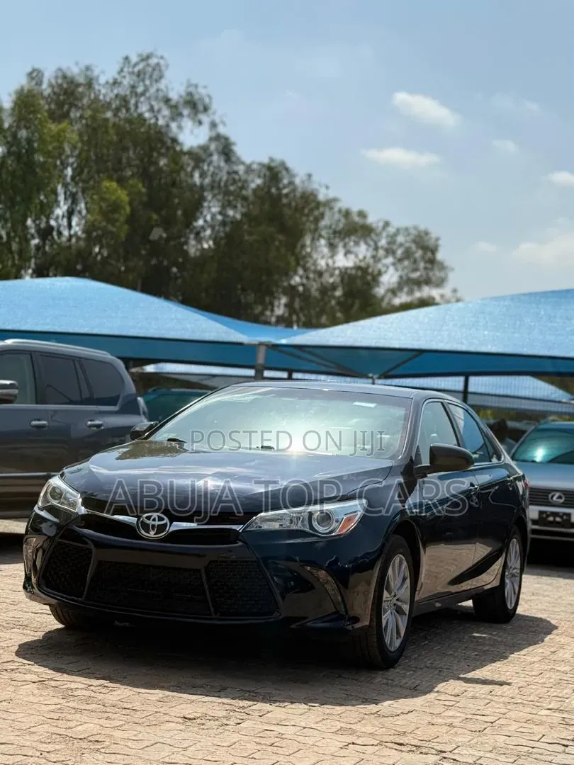 Toyota Camry XLE 4dr Sedan (3.5L 6cyl 6A) 2017 Black