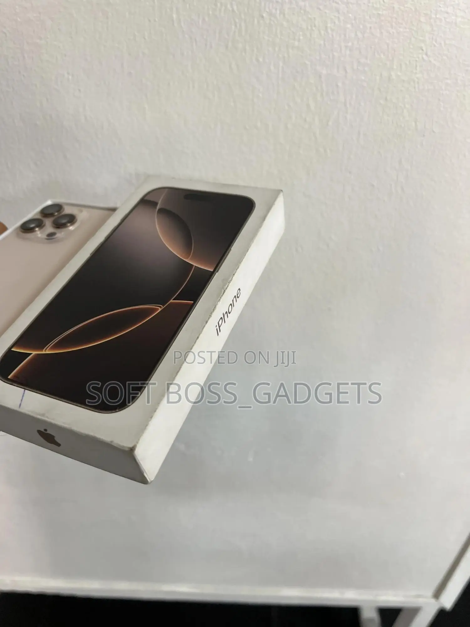 Apple iPhone 16 Pro 128 GB Gold