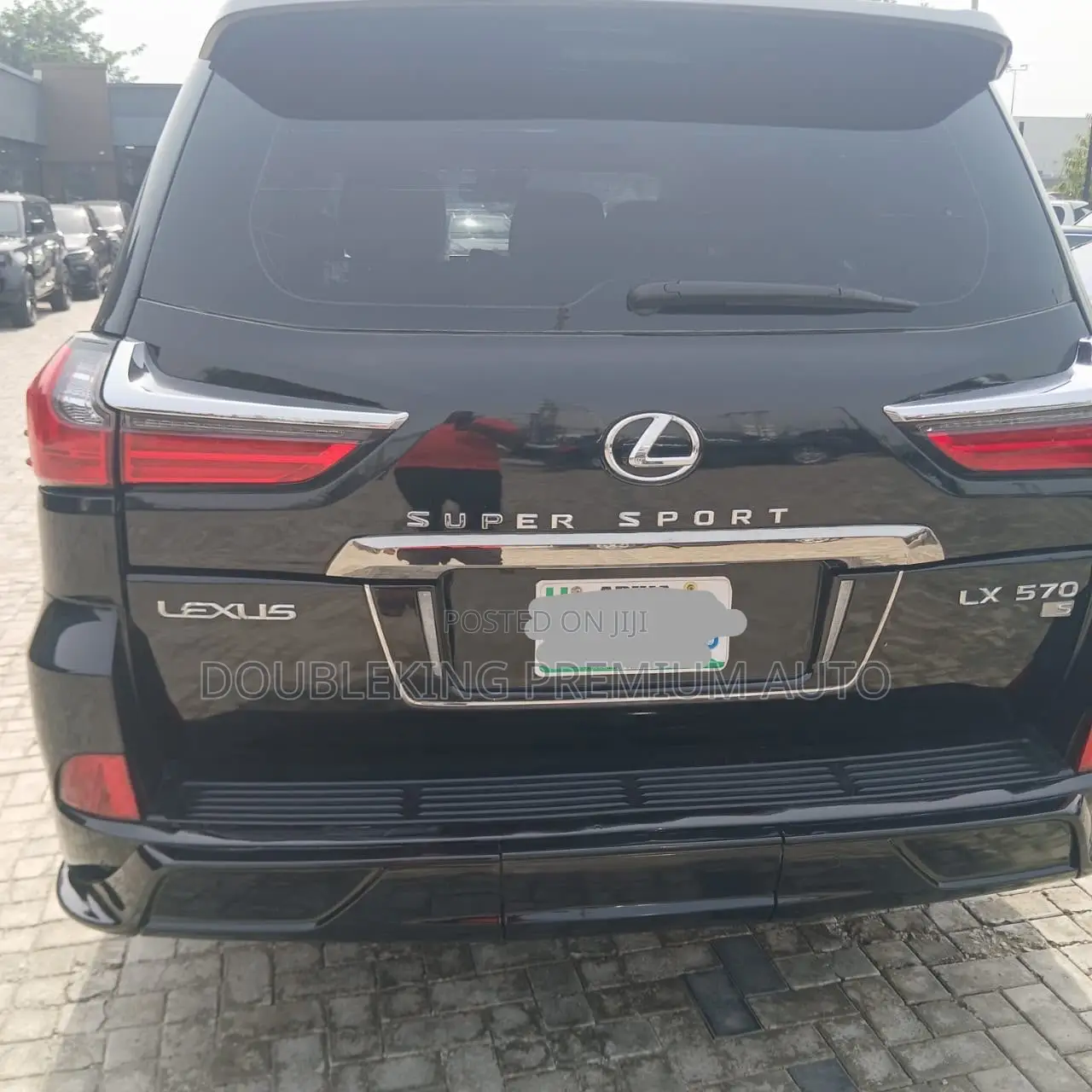 Lexus LX 570 (5 seats) AWD 2017 Black