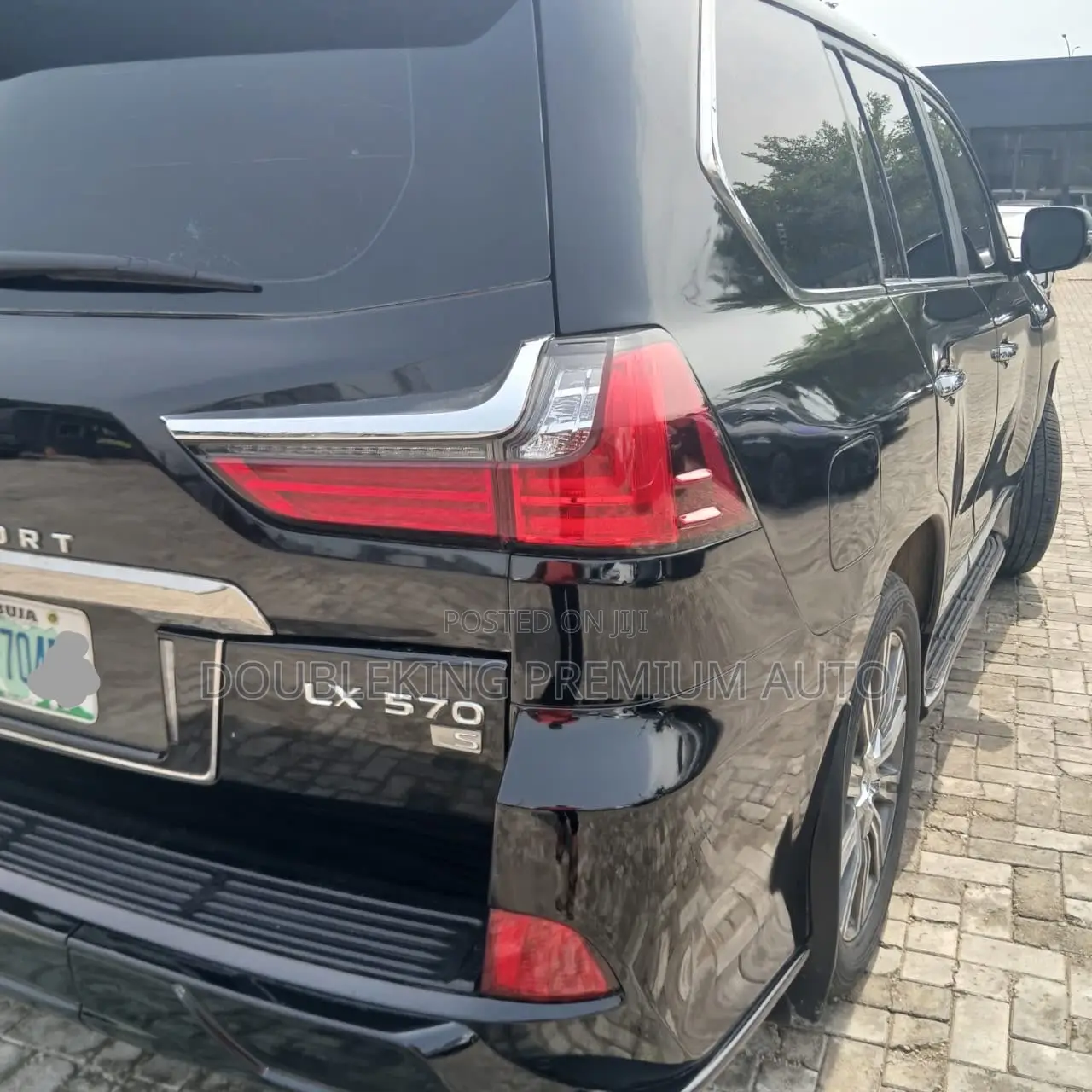 Lexus LX 570 (5 seats) AWD 2017 Black