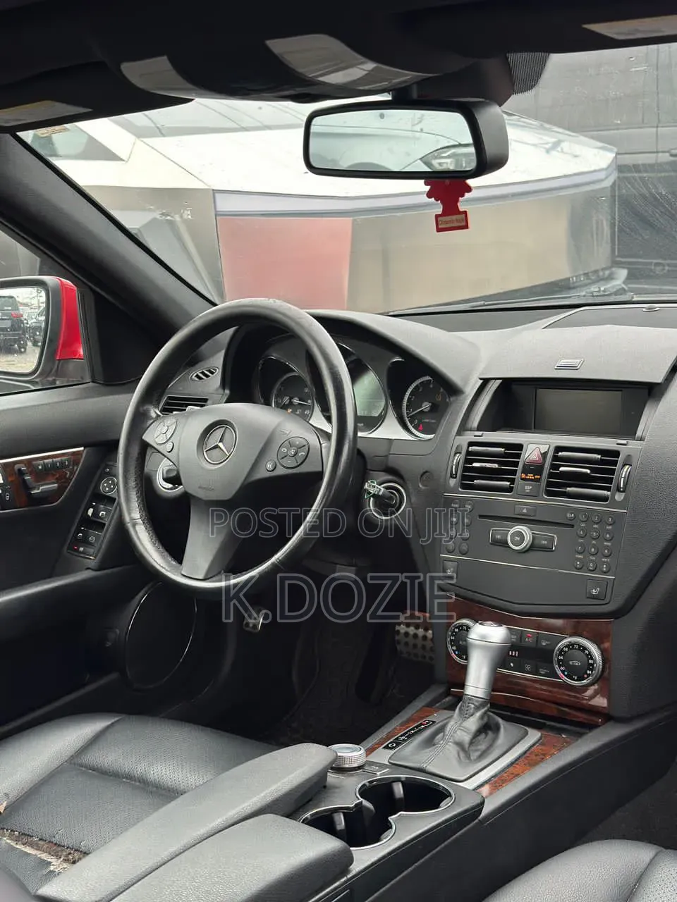 Mercedes-Benz C300 2009 Red