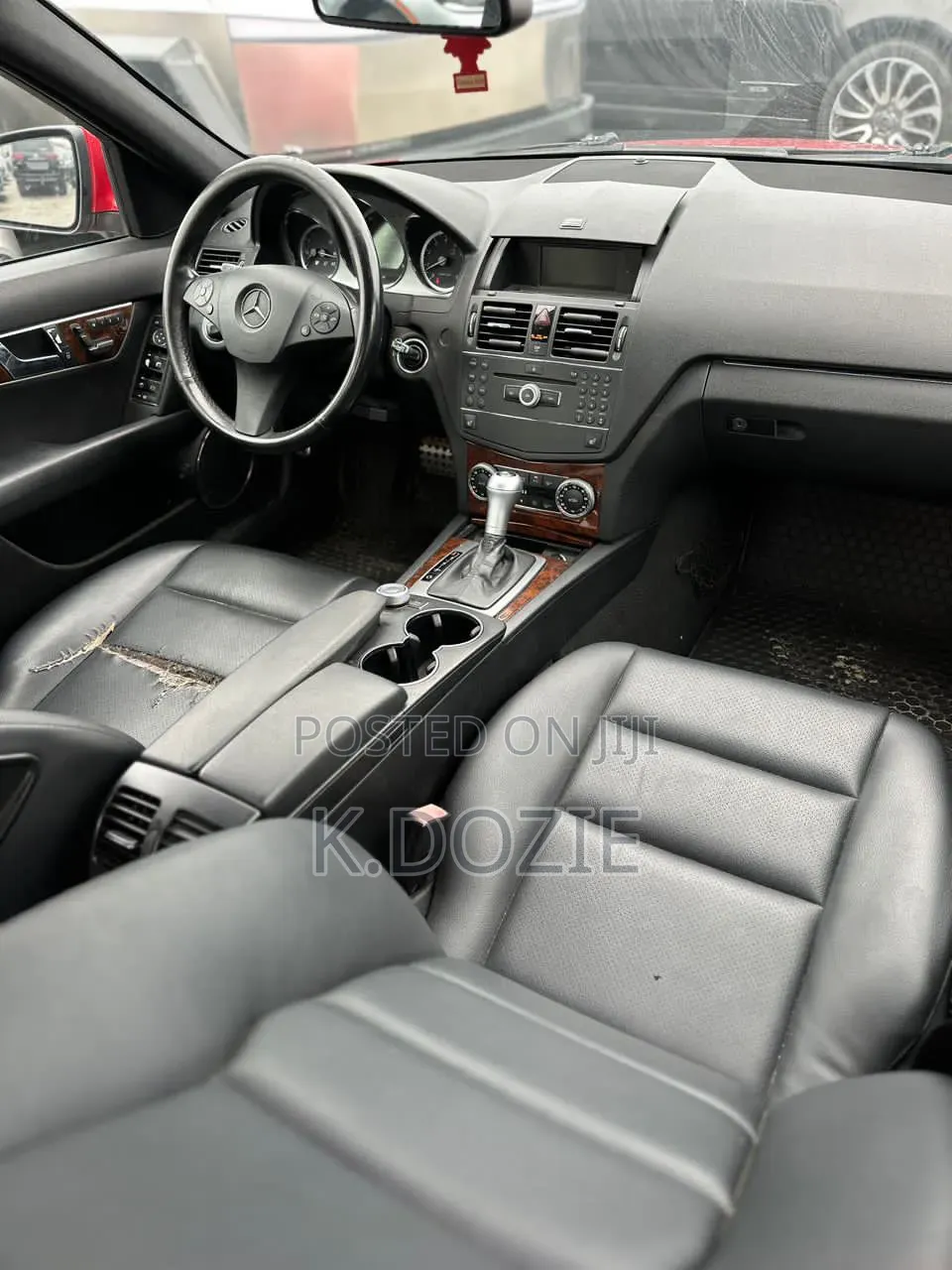 Mercedes-Benz C300 2009 Red