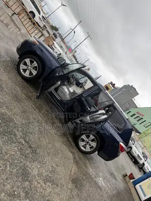 Toyota Highlander Limited 3.5l 4WD 2013 Blue