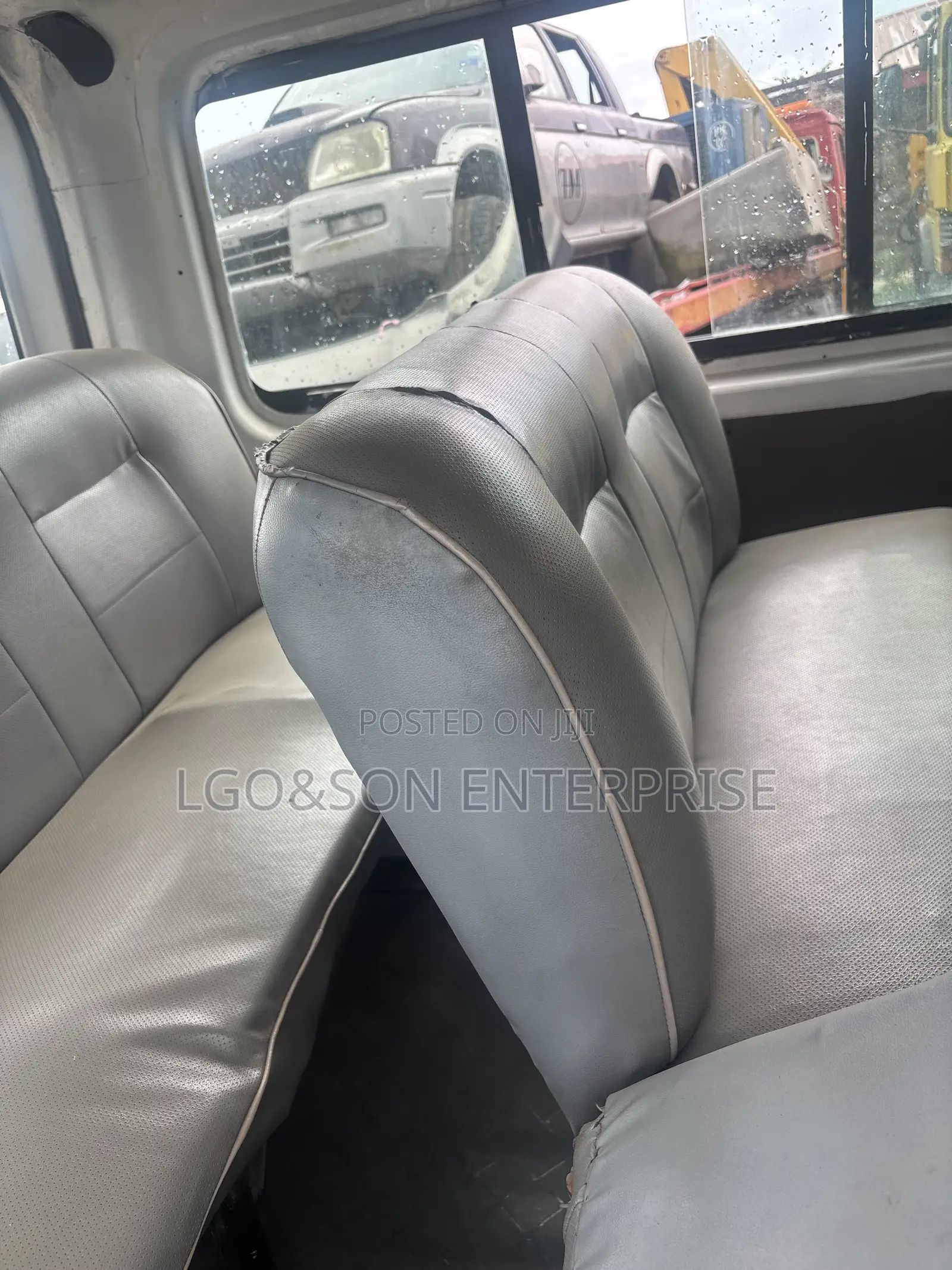 Toyota HiAce 2007 White