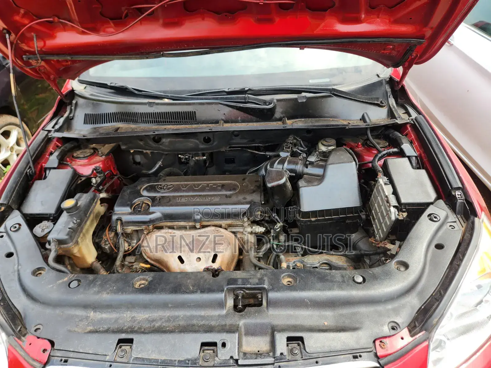 Toyota RAV4 2010 Red