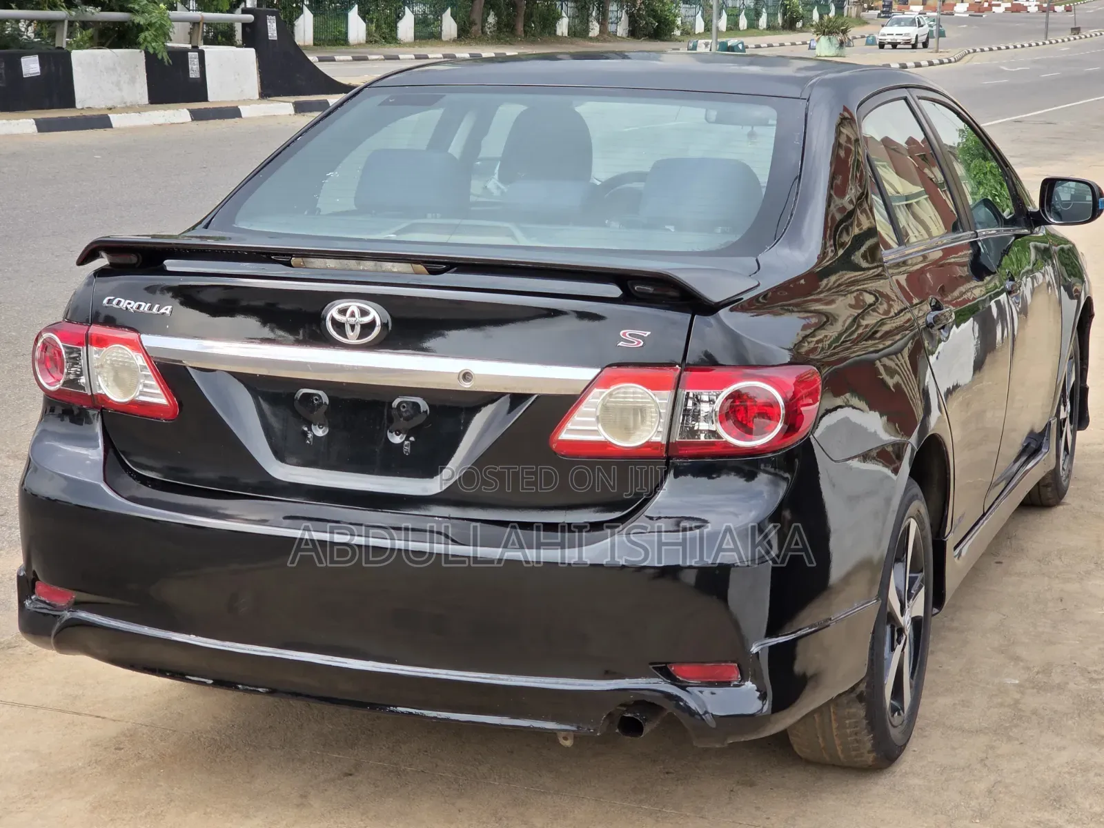 Toyota Corolla 2011 Black