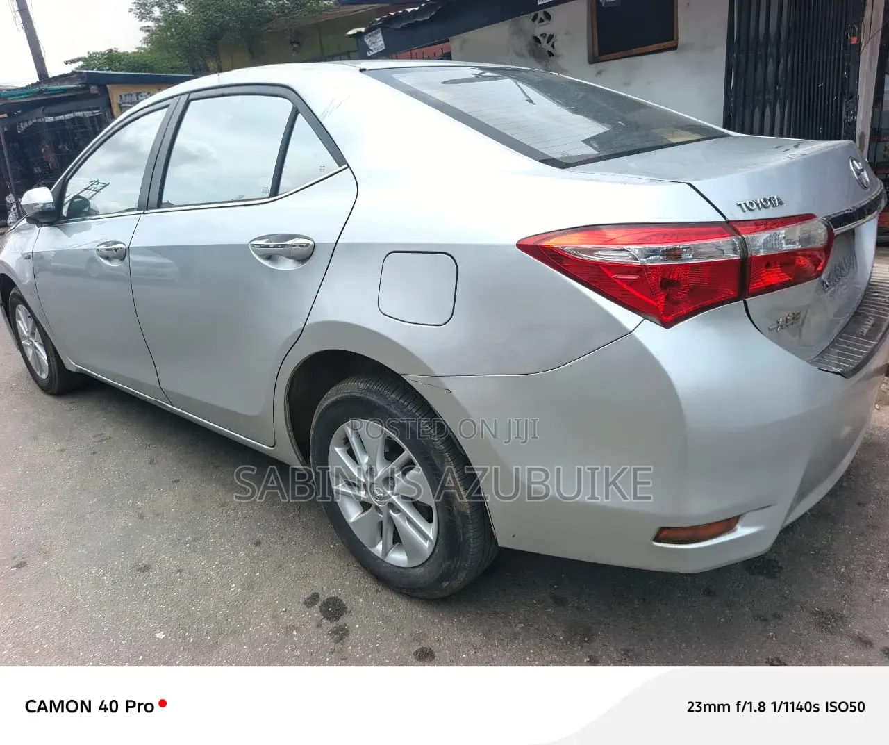 Toyota Corolla LE 4dr Sedan (1.8L 4cyl CVT) 2015 Silver