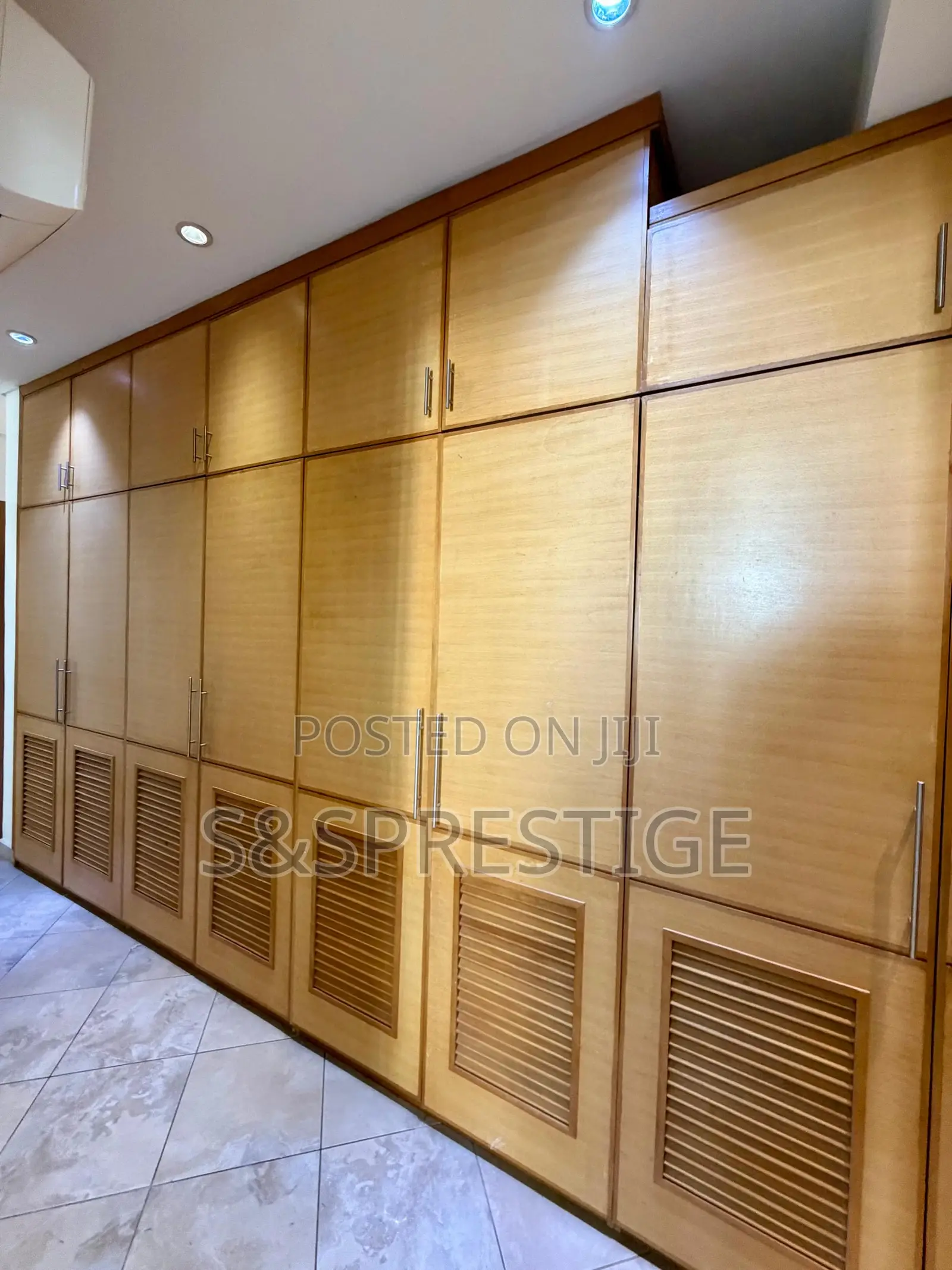 4bdrm Townhouse / Terrace in Banana Island for rent