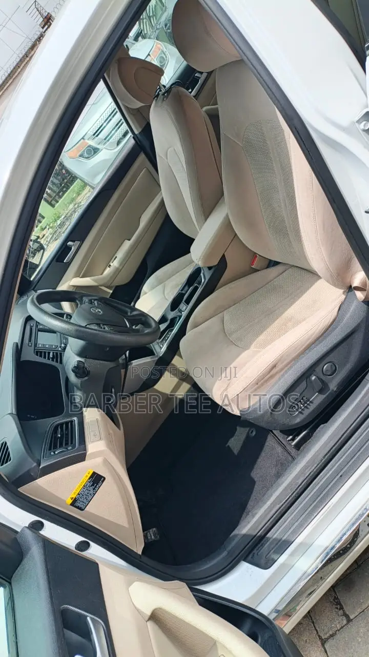 Hyundai Sonata Sport 4dr Sedan (2.4L 4cyl 6A) 2015 White
