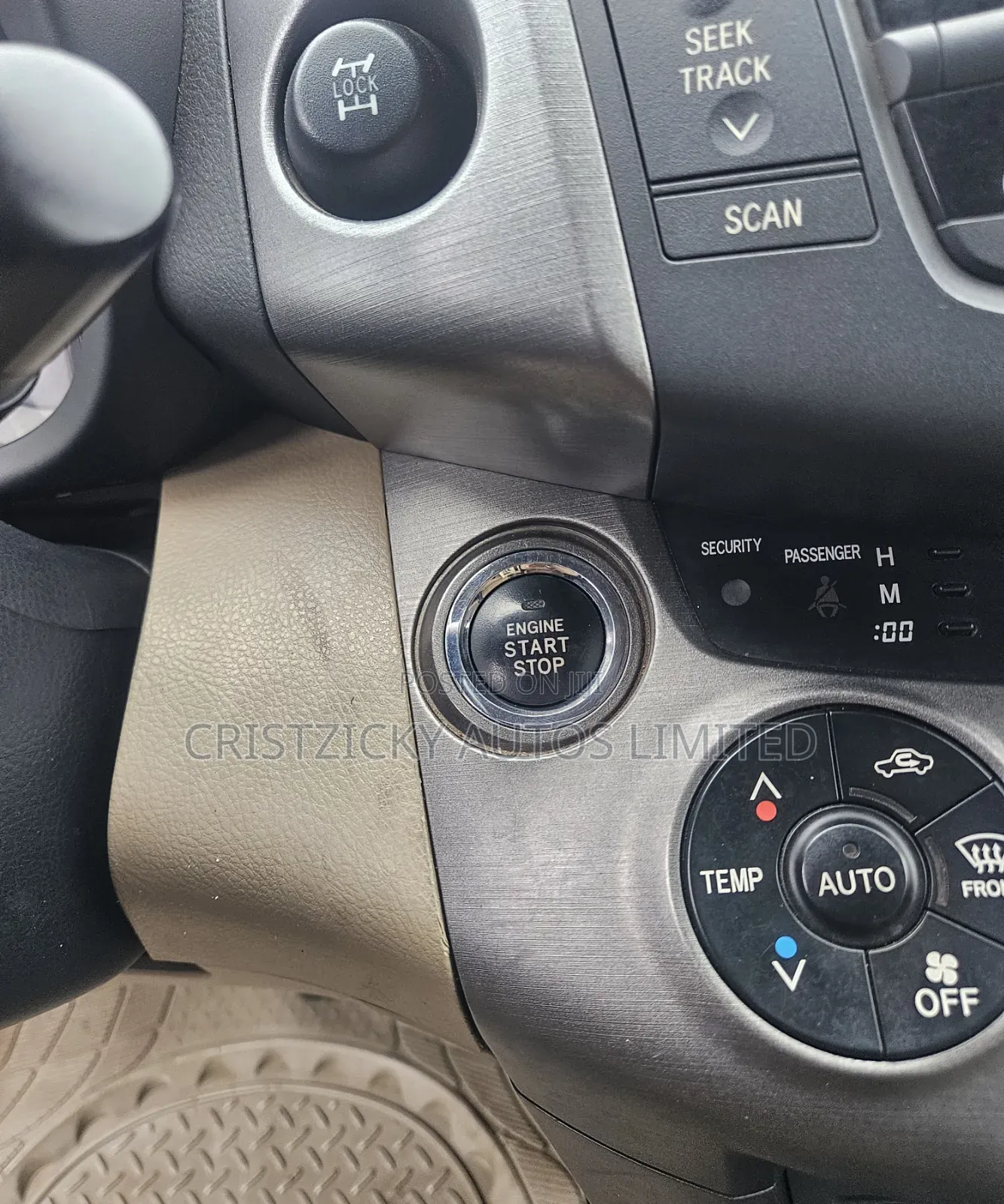 Toyota RAV4 2010 Black