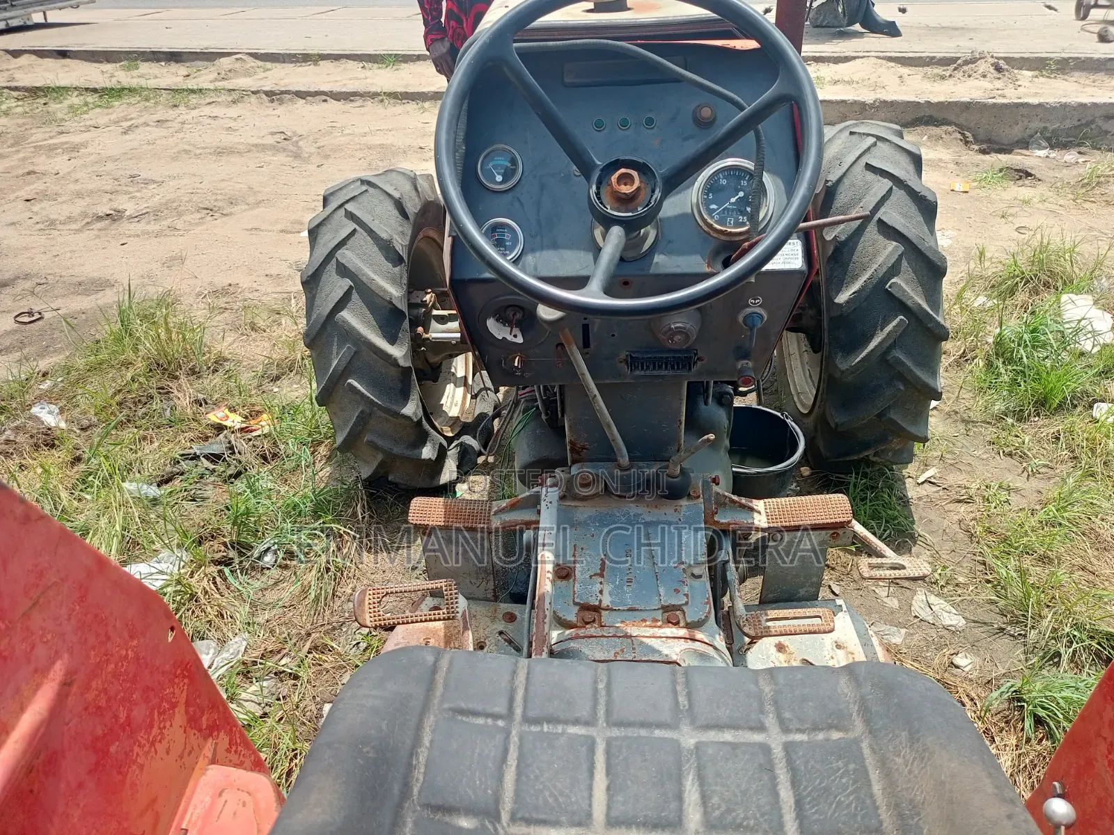 Massey Ferguson 290 Tractor Red