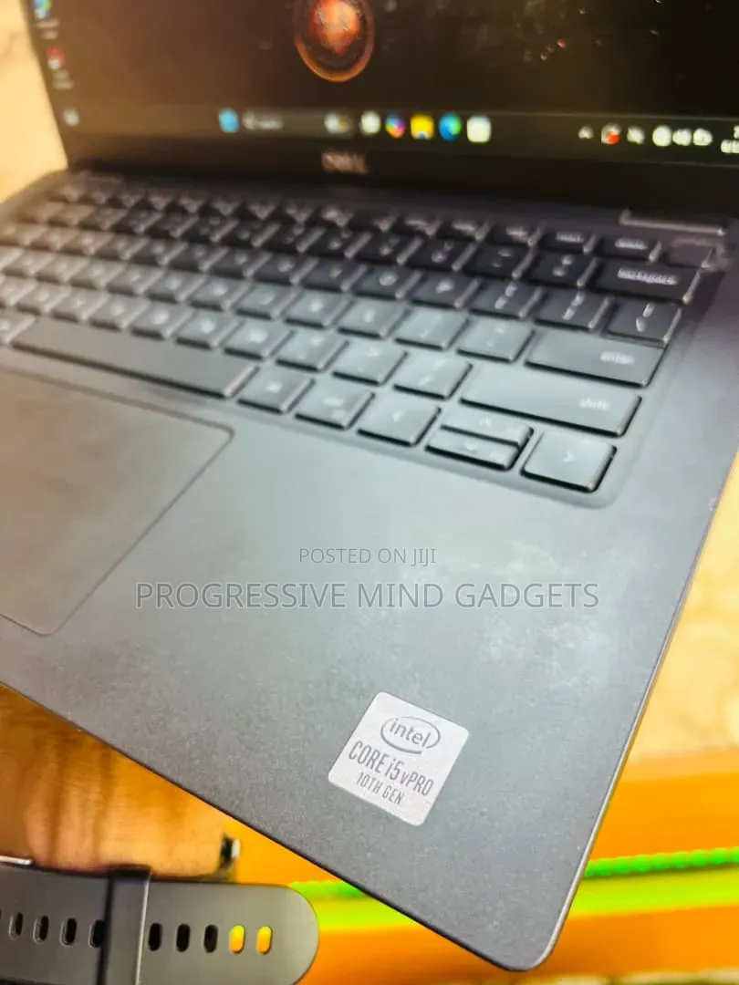 Laptop Dell Latitude 7410 16GB Intel Core i5 SSD 256GB