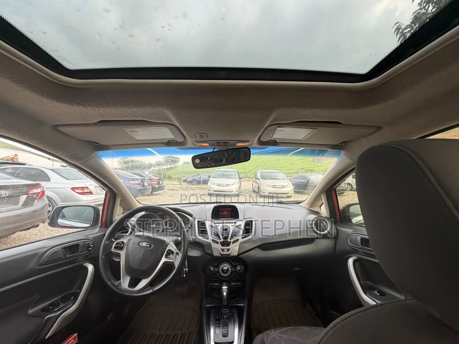 Ford Fiesta 2012 Red