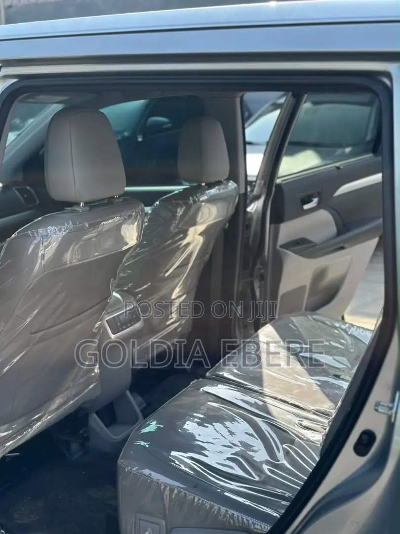Toyota Highlander 2016 Gray