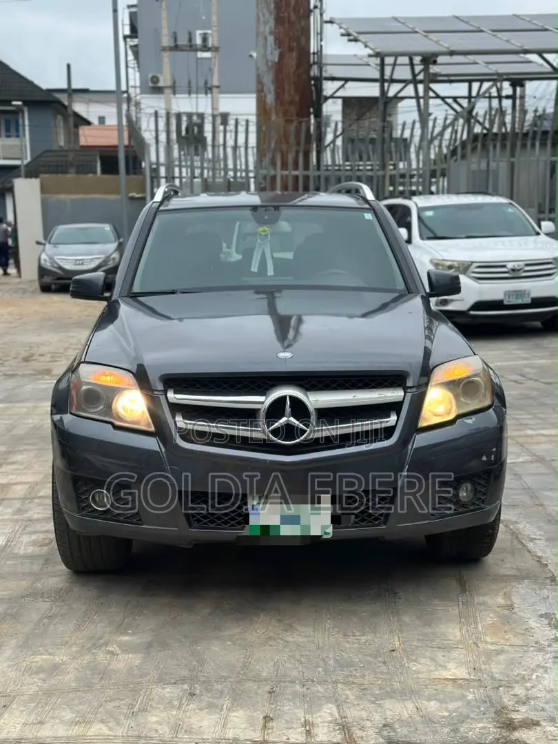 Mercedes-Benz GLK-Class 2010 Black