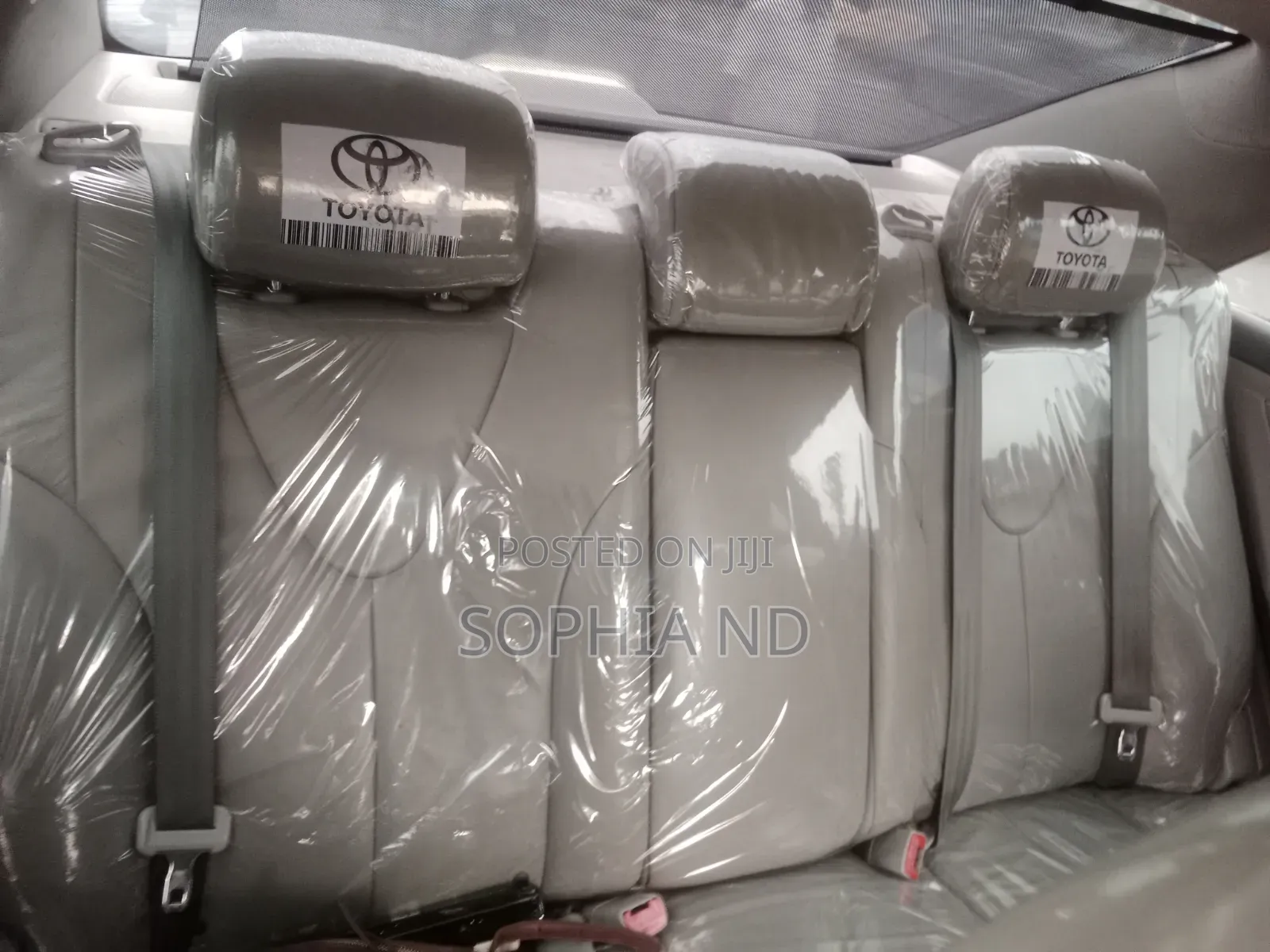 Toyota Camry 2011 Silver