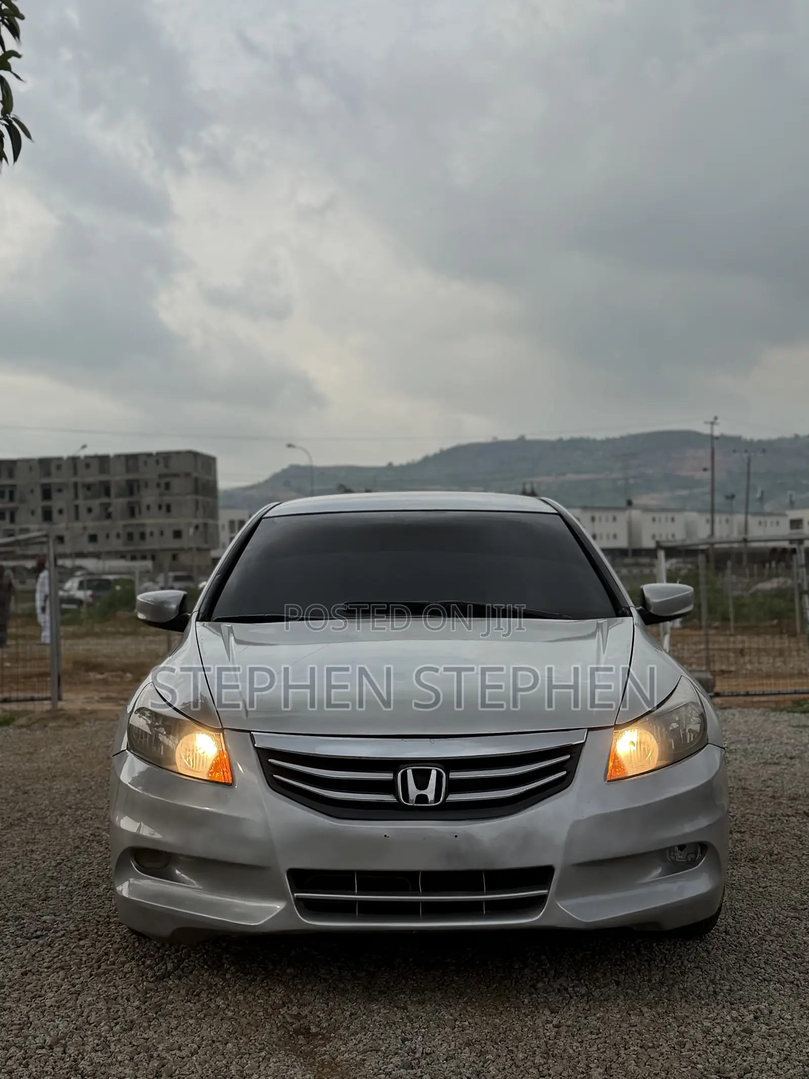 Honda Accord 2011 Silver