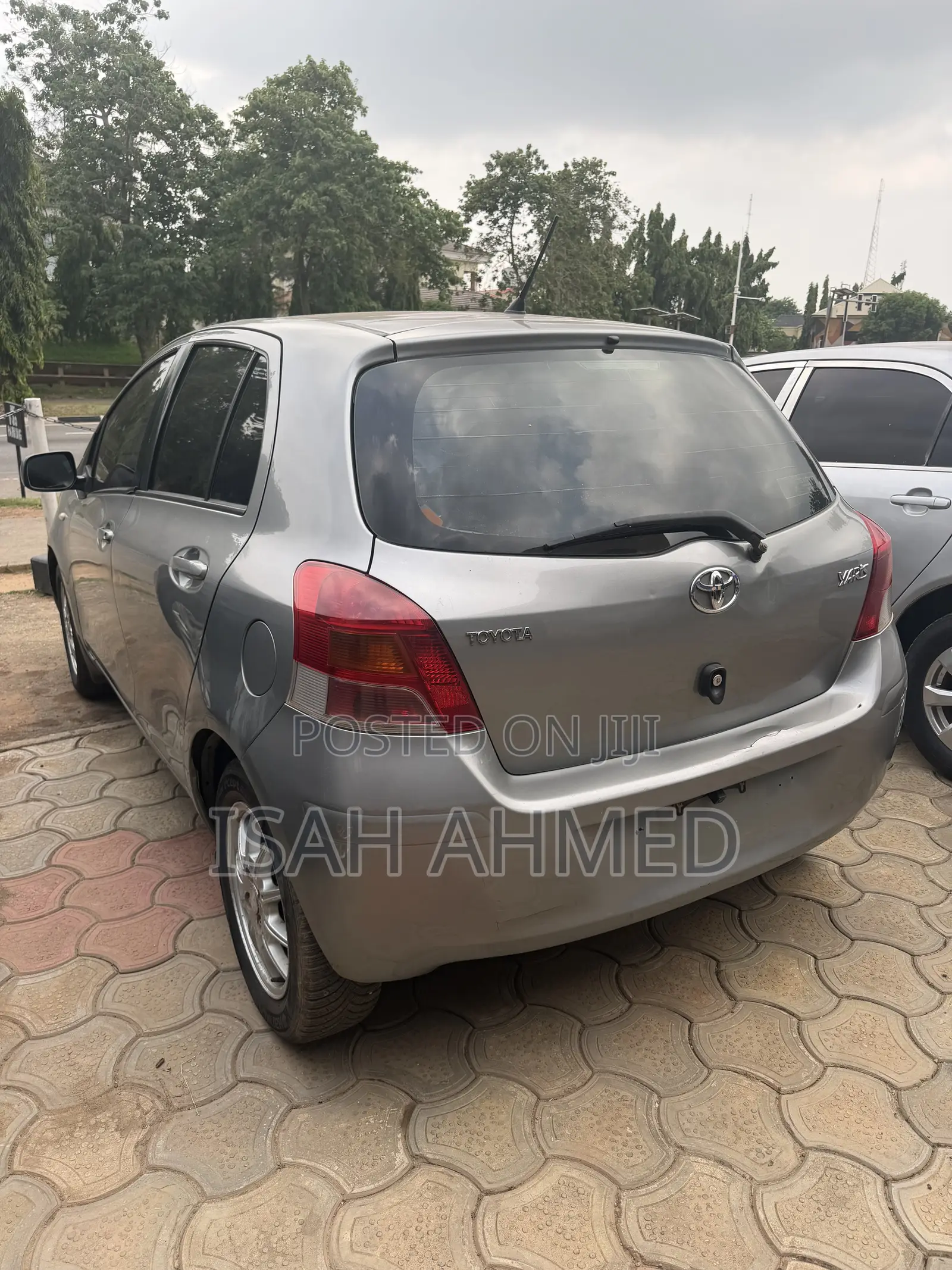 Toyota Yaris 1.5 Liftback 2009 Gray