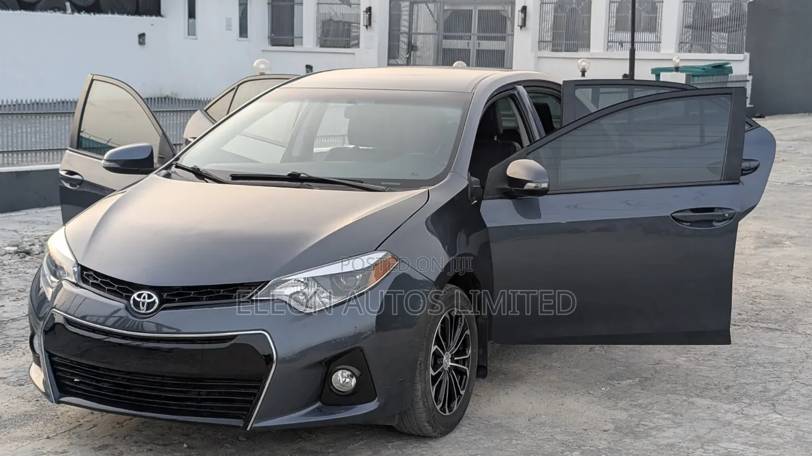 Toyota Corolla S Plus 4dr Sedan (1.8L 4cyl CVT) 2015 Gray