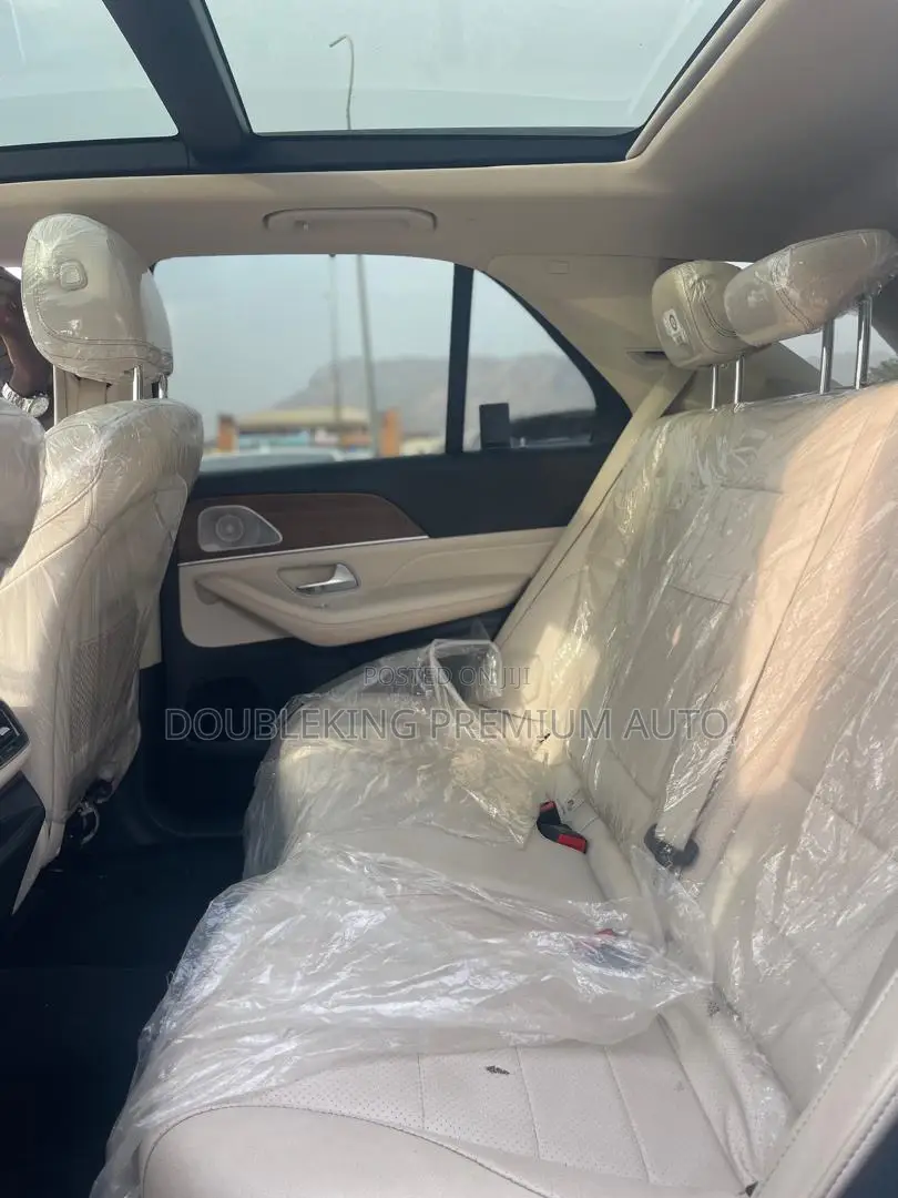 Mercedes-Benz GLE-Class 2021 White