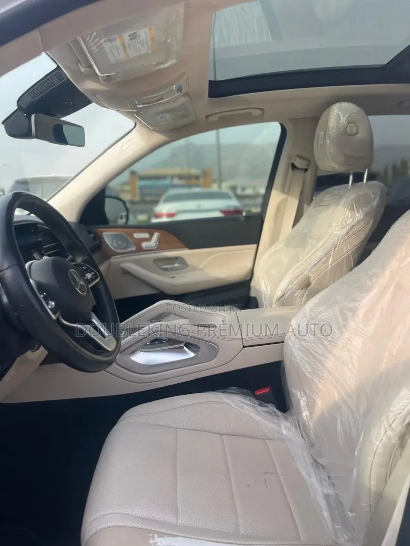 Mercedes-Benz GLE-Class 2021 White