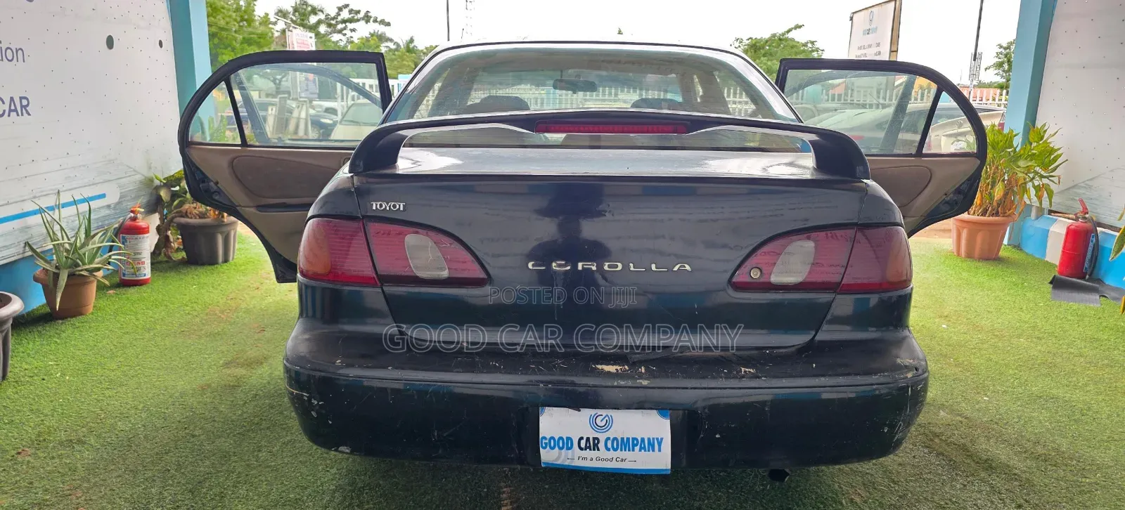 Toyota Corolla 2000 Black