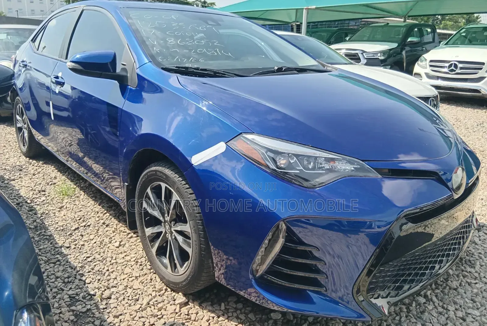 Toyota Corolla SE 4dr Sedan (1.8L 4cyl CVT) 2017 Blue