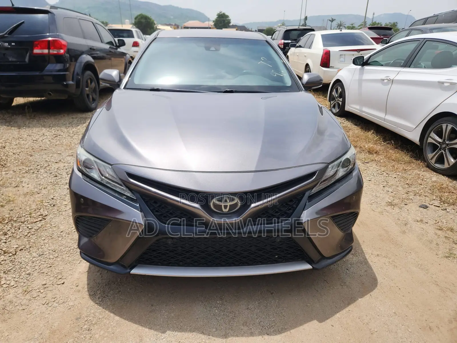 Toyota Camry XSE (2.5L 4cyl 8A) 2019 Gray