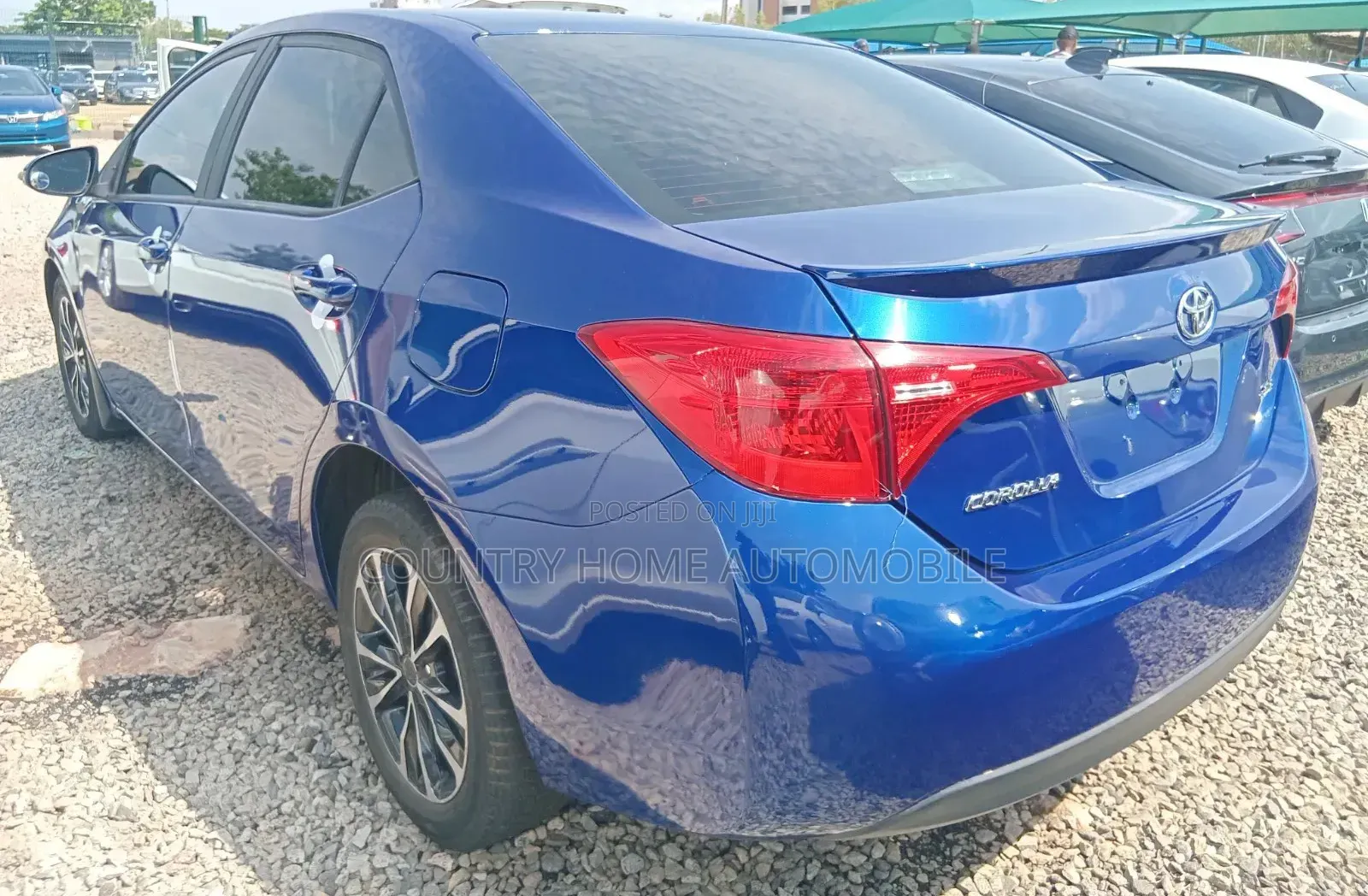 Toyota Corolla SE 4dr Sedan (1.8L 4cyl CVT) 2017 Blue