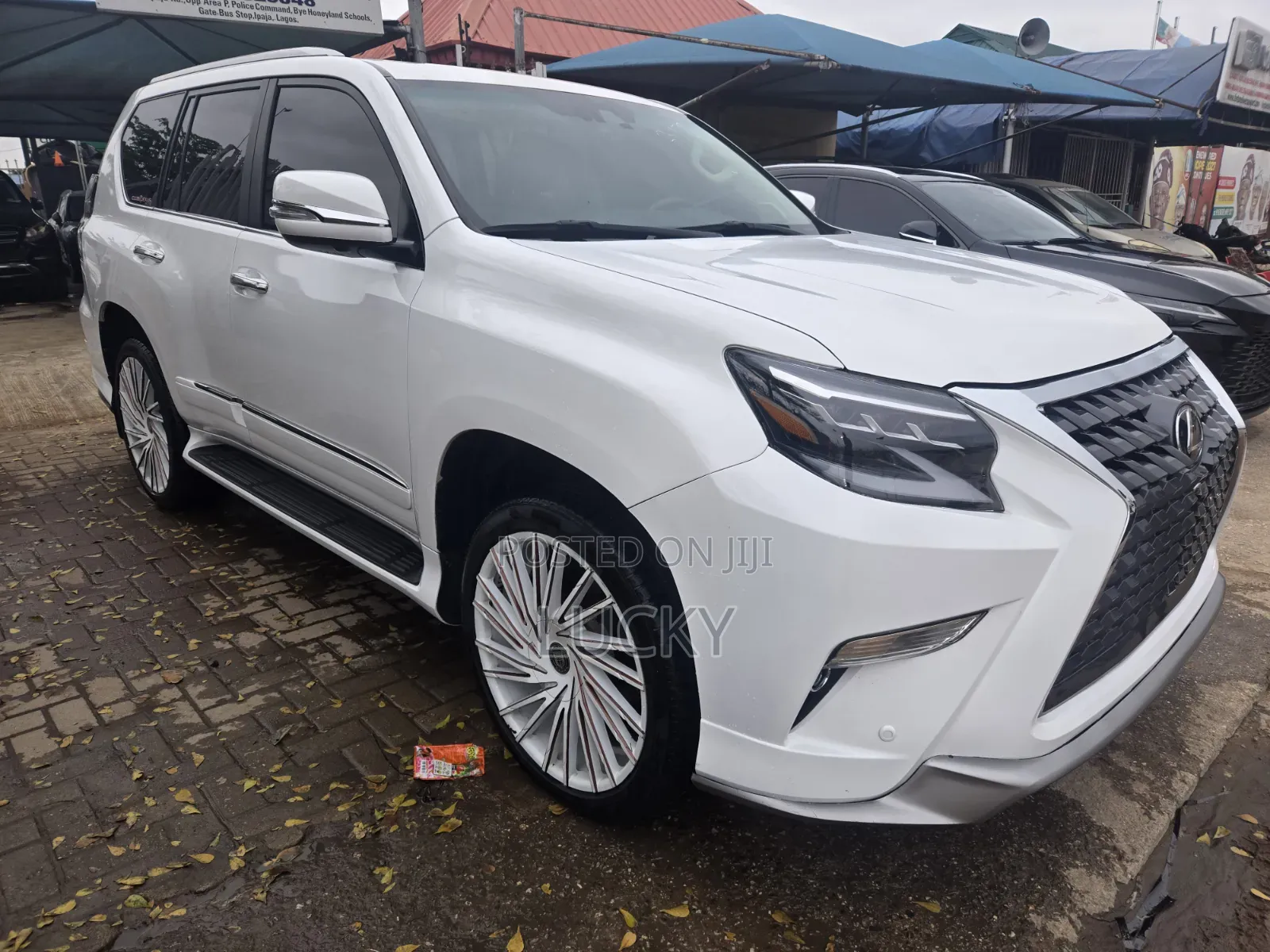 Lexus GX 2011 White