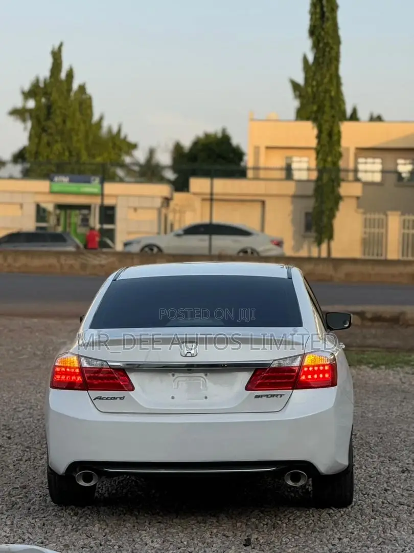 Honda Accord Sport 4dr Sedan (2.4L 4cyl 6M) 2014 White