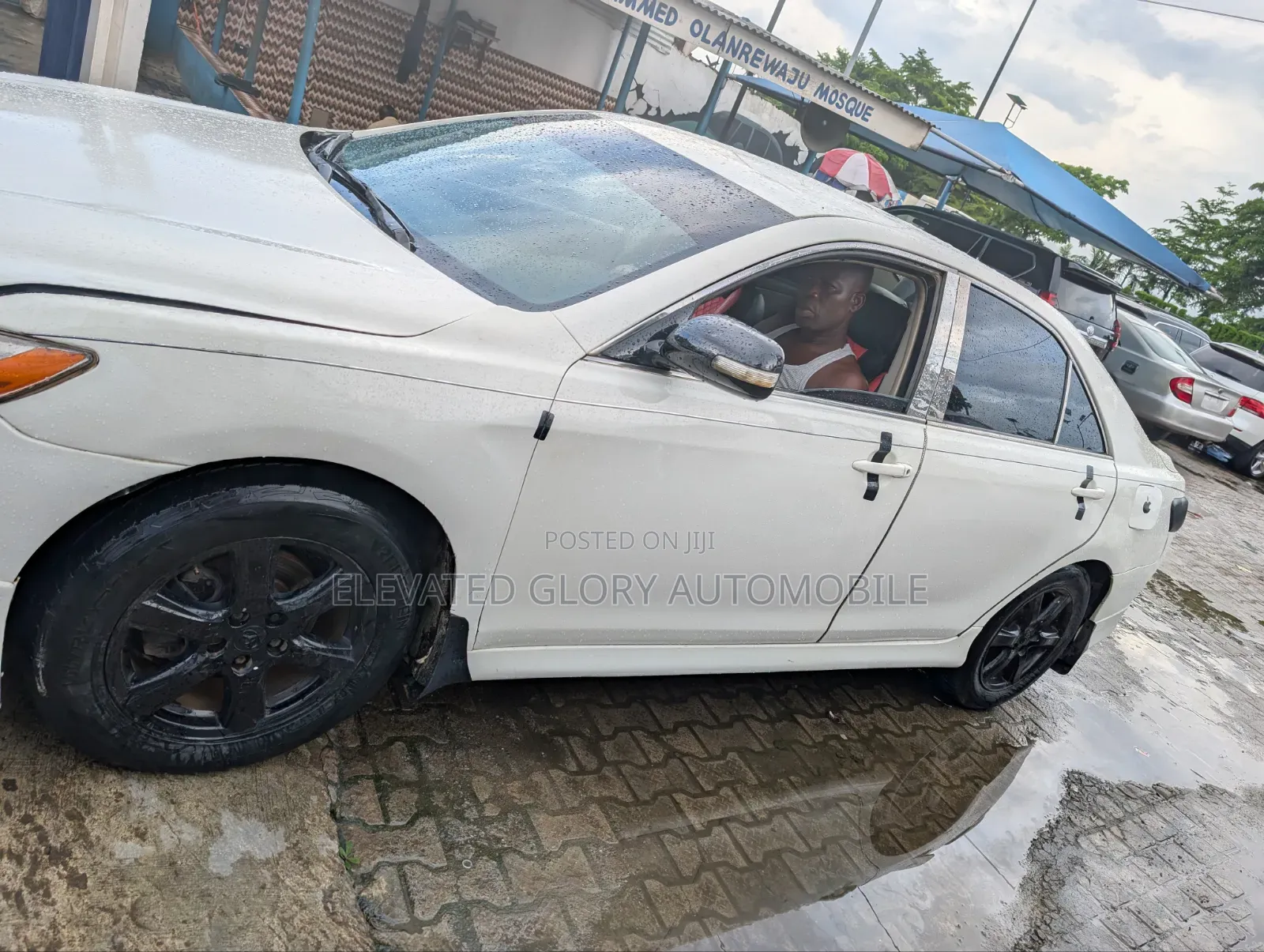 Toyota Camry 2.4 SE Automatic 2008 White