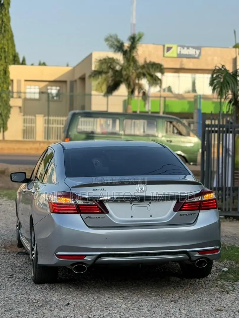 Honda Accord Sport 4dr Sedan FWD (2.4L 4cyl 2A) 2016 Silver