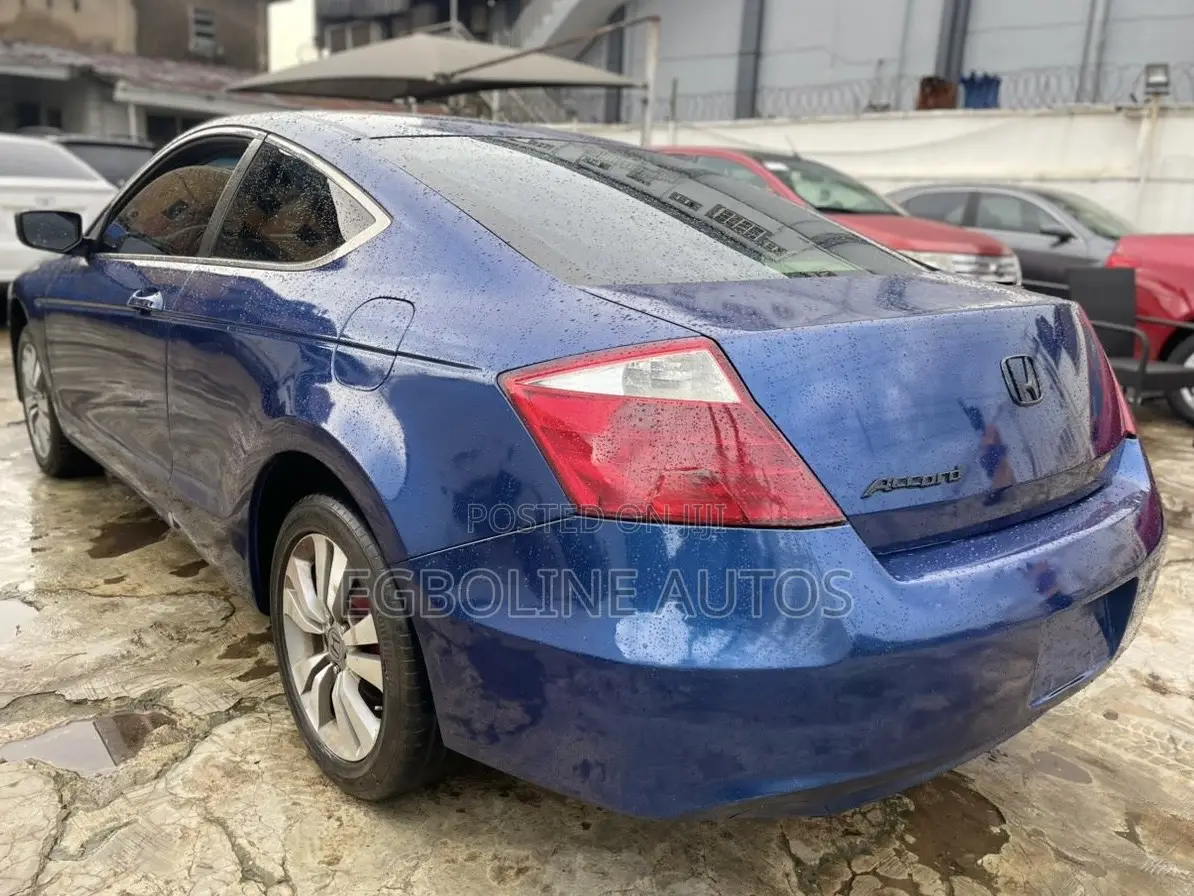 Honda Accord 2010 Blue