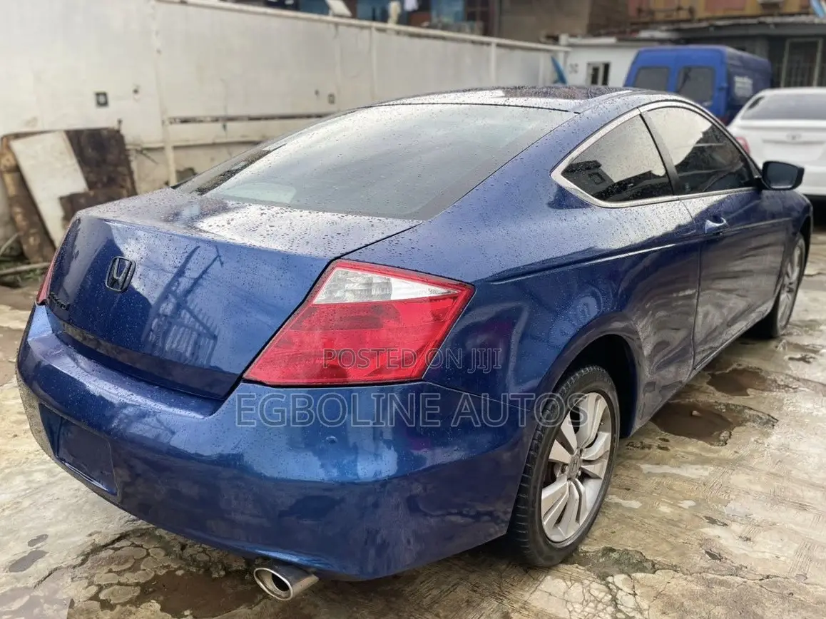 Honda Accord 2010 Blue