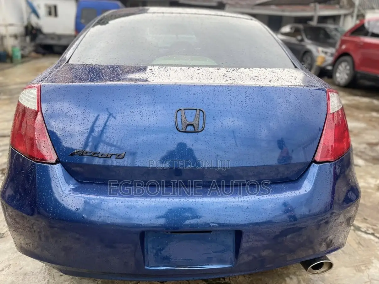 Honda Accord 2010 Blue