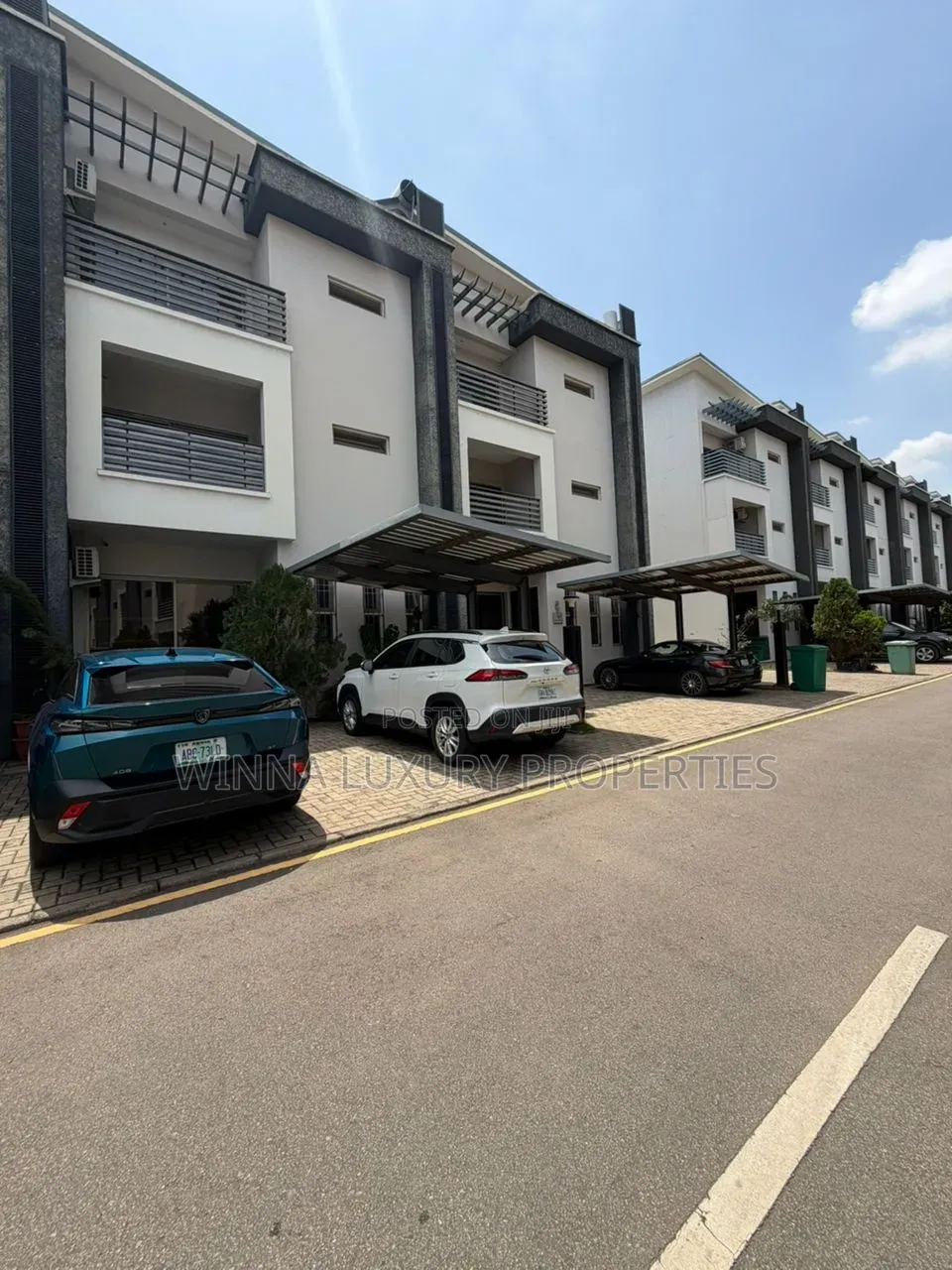 6bdrm Duplex in Jabi Main for sale