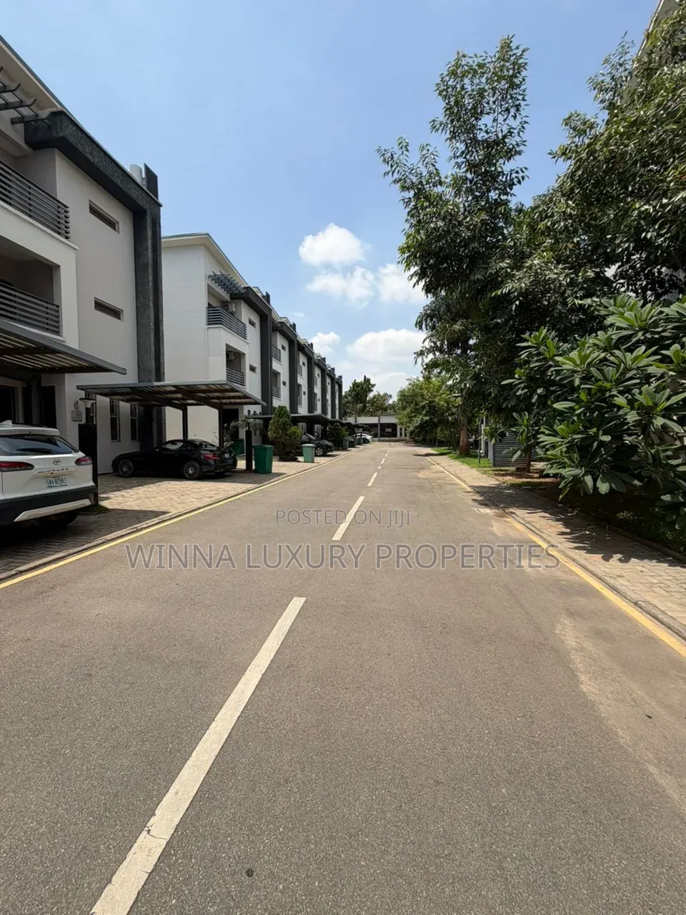 6bdrm Duplex in Jabi Main for sale