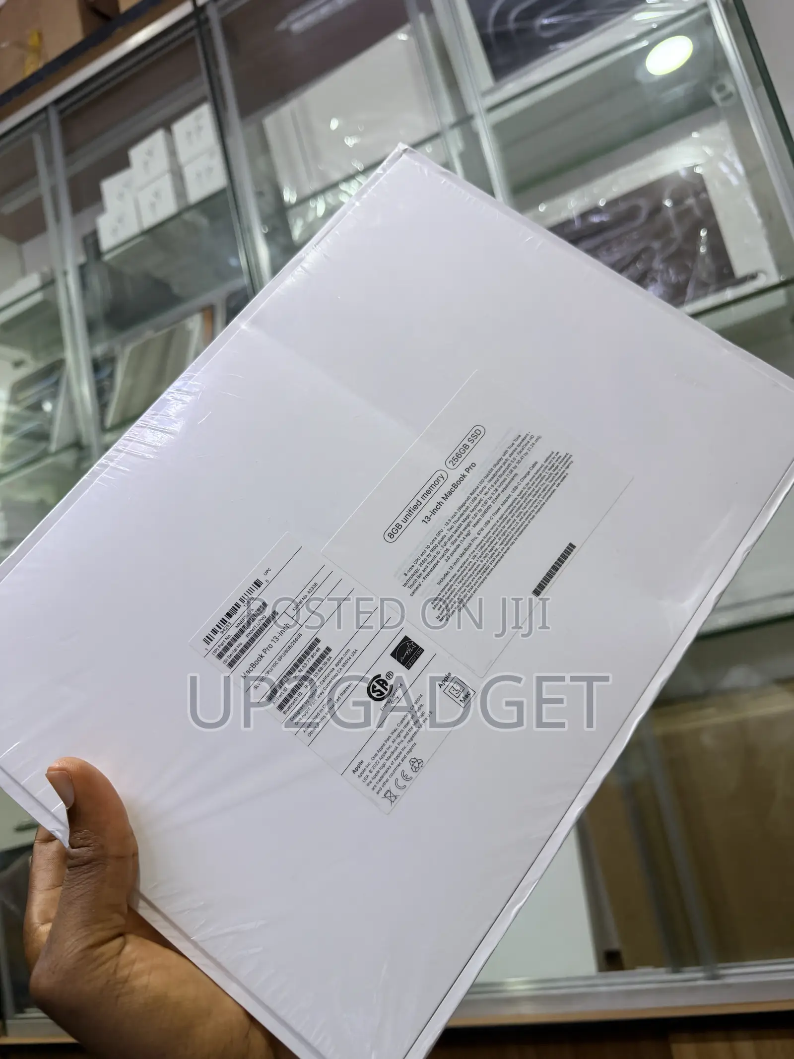 New Laptop Apple MacBook Air 2022 M2 8GB Apple M2 SSD 256GB
