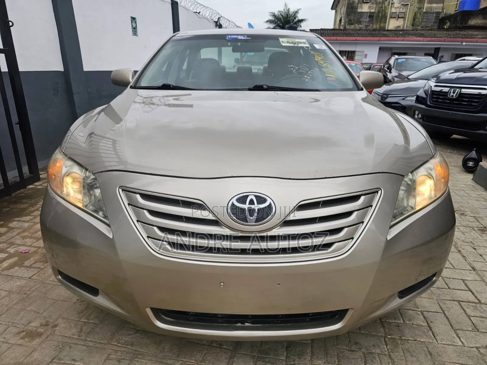 Toyota Camry 2009 Gold