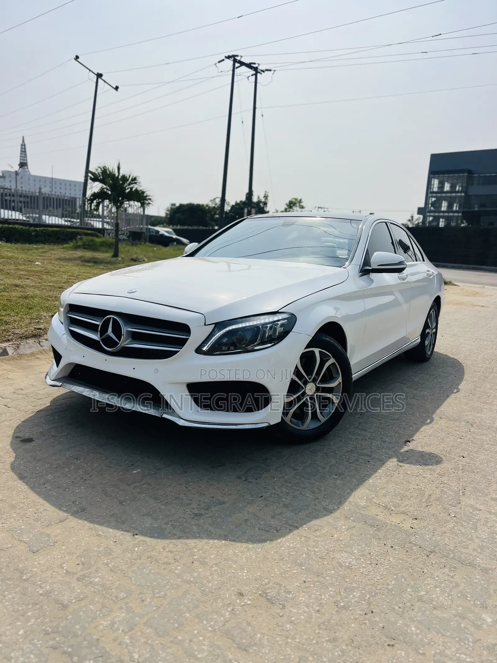 Mercedes-Benz C300 Sport 4dr AWD 4Matic Sedan (2.0L 4cyl 7A) 2015 White