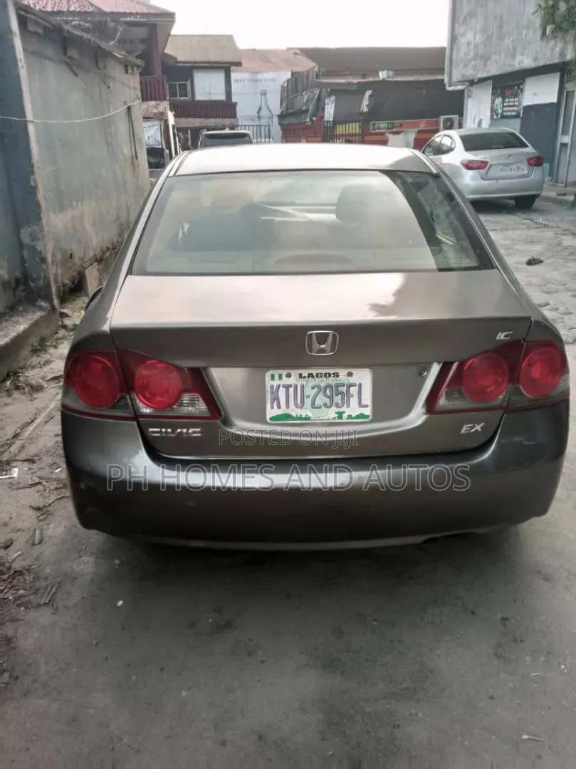 Honda Civic 2007 Gray
